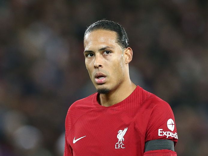 Jürgen Klopp bevestigt ‘Virgil van Dijk meerdere weken uit de roulatie