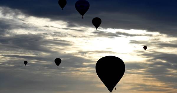 Ballonnenfestival blikvanger op eerste editie BoelevaArt | Bommelerwaard - BD.nl
