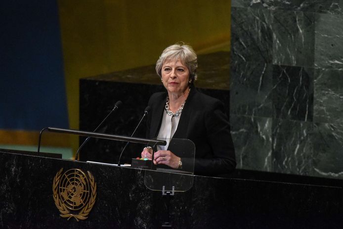De Britse premier Theresa May, hier tijdens haar toespraak voor de VN, dreigt steun in het kabinet kwijt te raken voor haar plan om te kiezen voor een 'no-deal' brexit als de EU haar niet tegemoet komt in haar zogenoemde Chequers-plan.