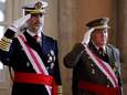 Le roi d'Espagne renonce à l'héritage de son père et lui retire sa dotation