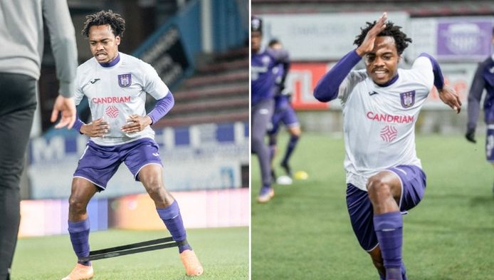 Percy Tau est de retour dans le onze.