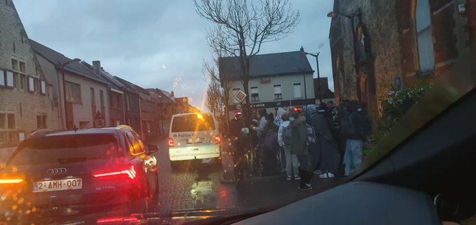 De kinderen werden uiteindelijk allemaal afgezet aan de eindhalte in Perk.