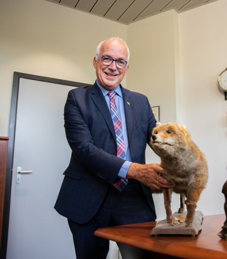 Burgemeester Jan-Frans Mulder gaat met pensioen, ‘Hulst was voor mij echt de hoofdprijs’