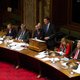 'Kabinet, stop die onderhandelingen'