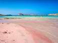 <br>Van ‘Pink Beach’ tot een snorkelparadijs: deze stranden zijn verkozen tot de mooiste van Europa