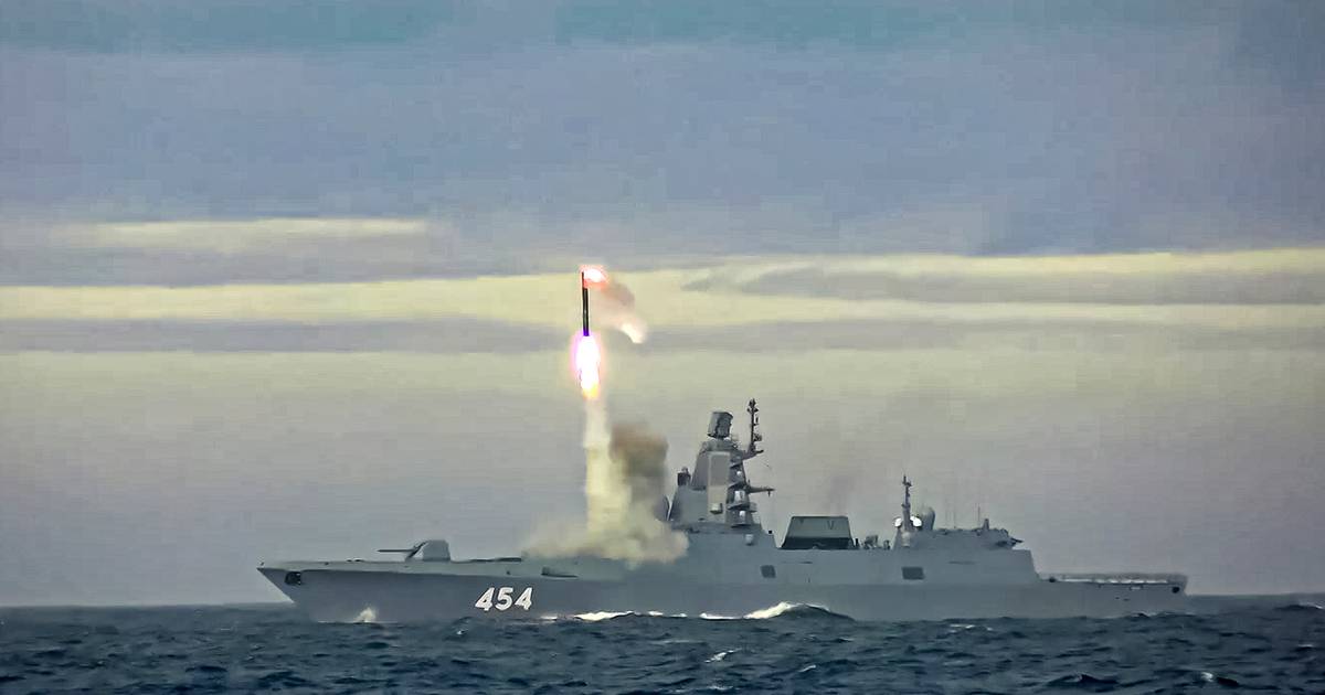 Российский военный корабль с гиперзвуковыми ракетами «принимает участие в совместных учениях с Китаем» |  Украина и Россия война
