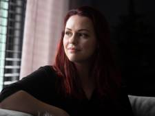 Nieuwe borsten gaven Sanne ellende in plaats van een flinke dosis zelfvertrouwen: ‘Dit gun je écht niemand’