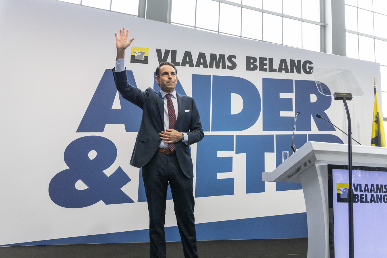 Le Vlaams Belang se présente comme “seule alternative” en Flandre en ...