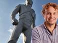 Het enorme beeld van Michael Jackson zou naar Hoeven komen, vernam columnist Niels Herijgens. Maar deze week bleek dat de eigenaar dat helemaal niet wil.