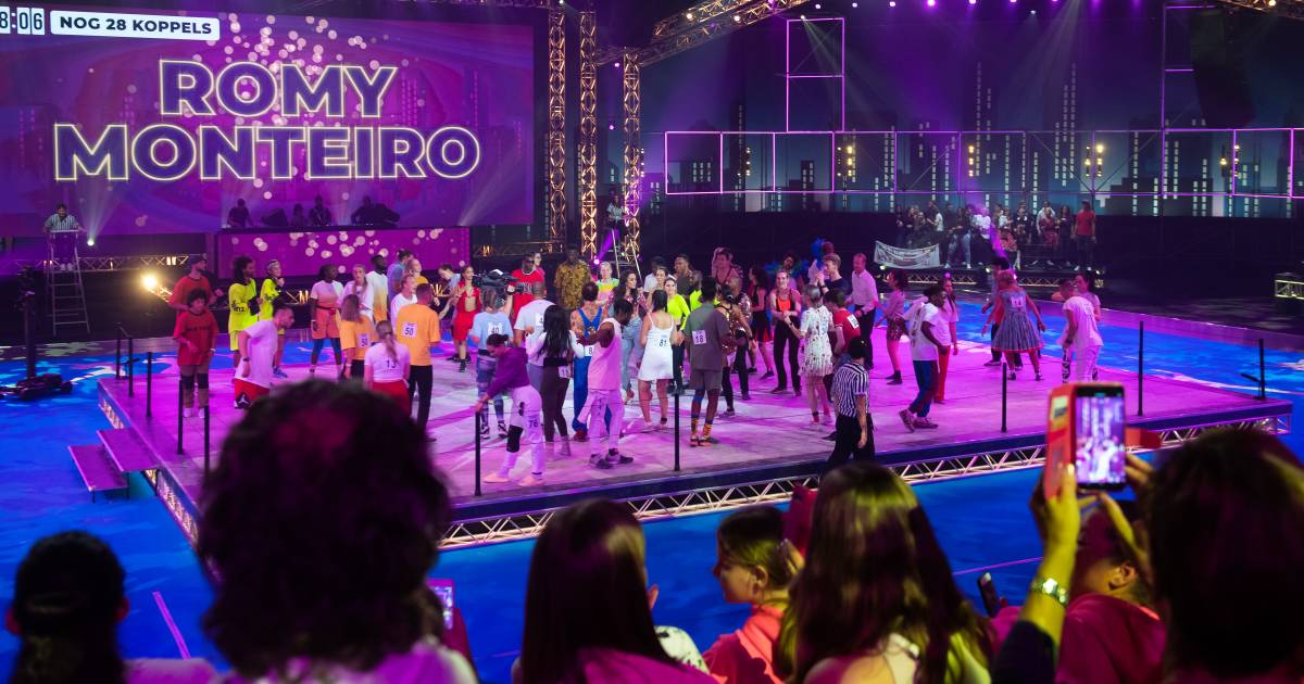 Kijkers Dansmarathon bezorgd over vermoeide dansers: ‘Neigt naar psychotische trekken’