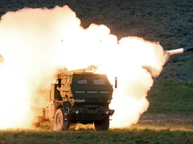 Na smeekbedes van Zelensky sturen VS HIMARS-raketsystemen met precisiegeleide munitie naar Oekraïne: wat voor een raketsysteem is dat? En wat doet het?