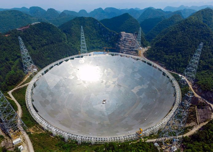 De Five hundred meter Aperture Spherical Telescope is een van de twee opvolgers van die van Puerto Rico.