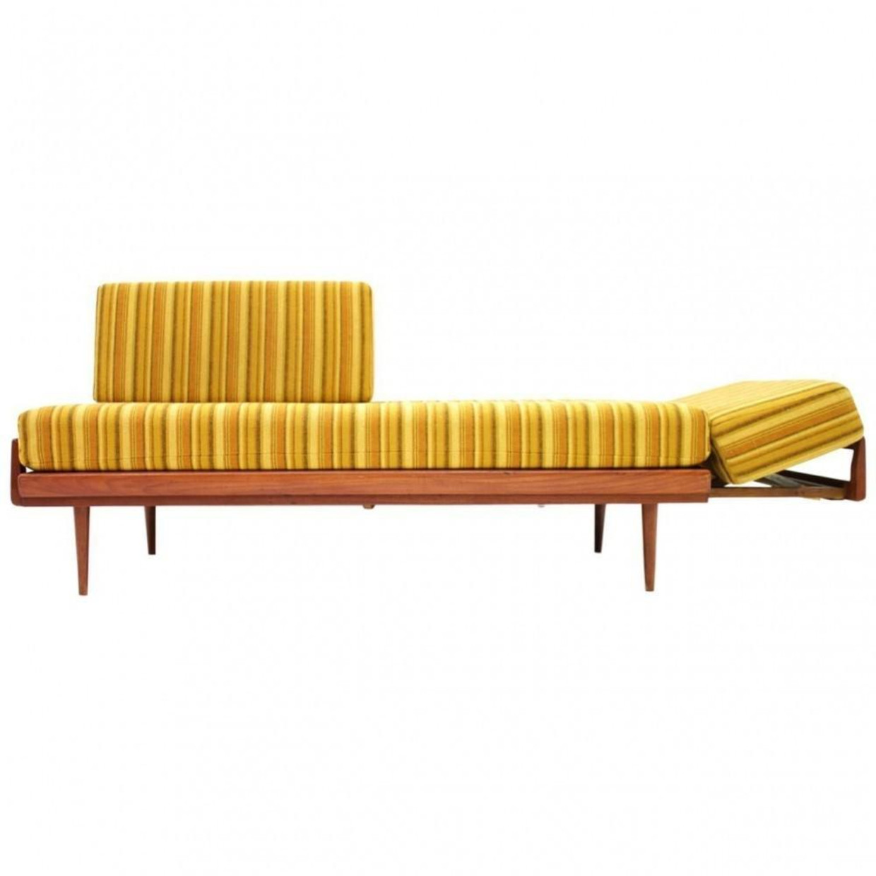 Teak Wood Sofa & Daybed van knoll Antimott, Duitsland 1950. Beeld VNTG.COM