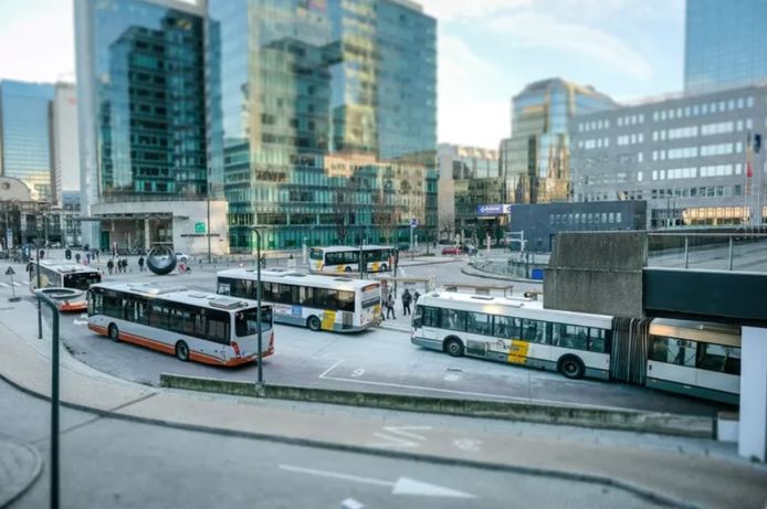 Het Noordplein aan station Brussel-Noord.