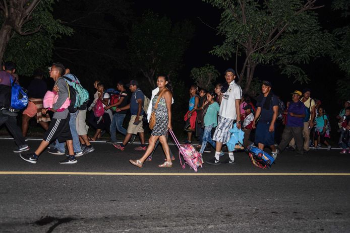 Hondurese migranten op weg naar de grens tussen Mexico en de VS.