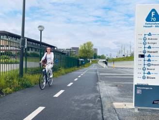 De Demerroute (E70) is de eerste volledig bewegwijzerde fietssnelweg in Limburg: "Je kan zelfs aantakken op de F5 en zo helemaal tot in Antwerpen fietsen”