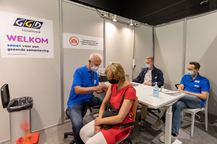 Patricia Licht kiest ervoor om tóch gevaccineerd te worden. ,,Zo heb ik meer vrijheden.’’