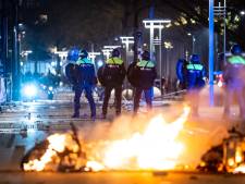Agenten openden vuur op relschoppers: ‘Ze beoordelen zelf: als ik dit niet doe, overleef ik het niet’