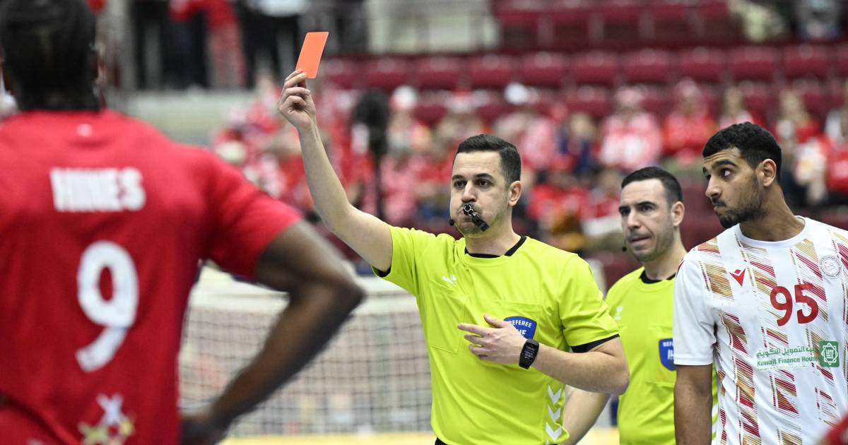 A strange biting incident at the World Handball Cup gives American Paul Skorupa a red and a blue card  Other sports