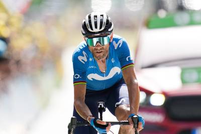 KOERS KORT. Alejandro Valverde breit er na sleutelbeenbreuk nog extra jaar aan vast - Van Vleuten rondt geweldige solo af in de Ronde van Spanje voor vrouwen