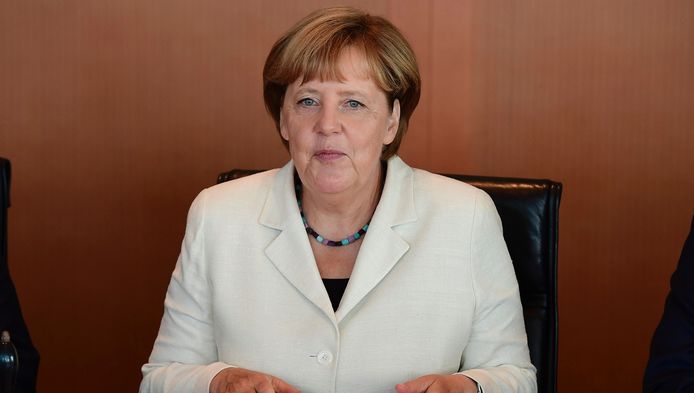 Angela Merkel houdt vol dat de vluchtelingendeal tussen de Europese Unie en Turkije correct is en wil het ruilakkoord ook uitbreiden naar Noord-Afrikaanse landen.