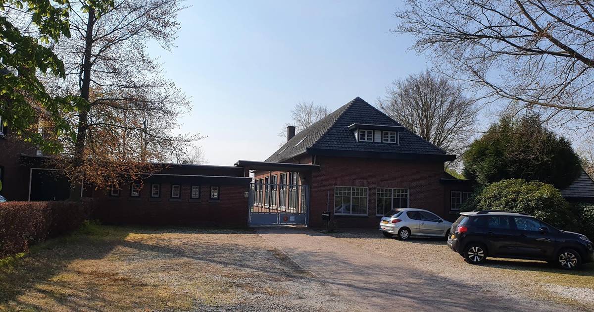 Oude jongensschool Westerhoven in de verkoop