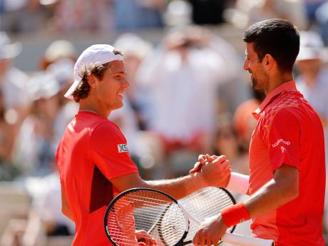 Alcaraz en Djokovic beginnen goed in Parijs, Sluiter ziet Svitolina winnen