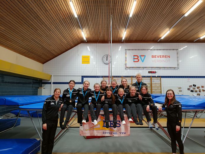 Het trampolineteam van DES Beveren