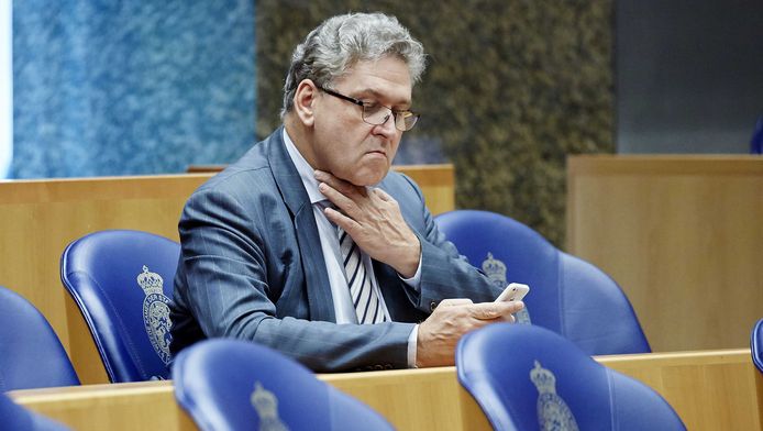 Vrienden Gay Krant zoeken hulp aanpak Krol Binnenland AD.nl