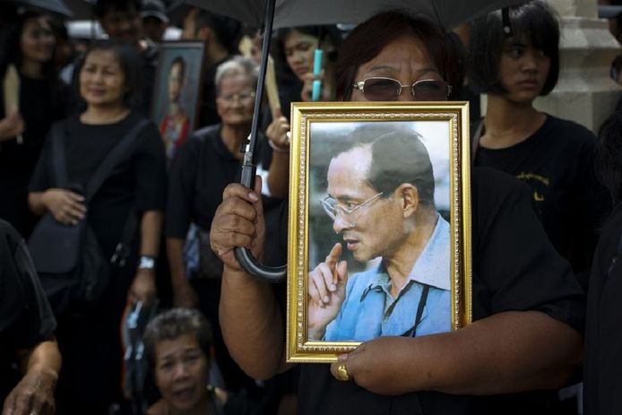 Thailand is massaal uitgelopen voor de crematieplechtigheid van wijlen koning Bhumibol.