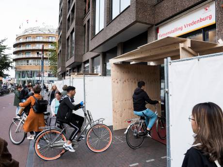 Drukste straat van Utrecht in de ban van stenenregen tijdens Unmute Us: ‘Brokstuk viel naast 7-jarig meisje’