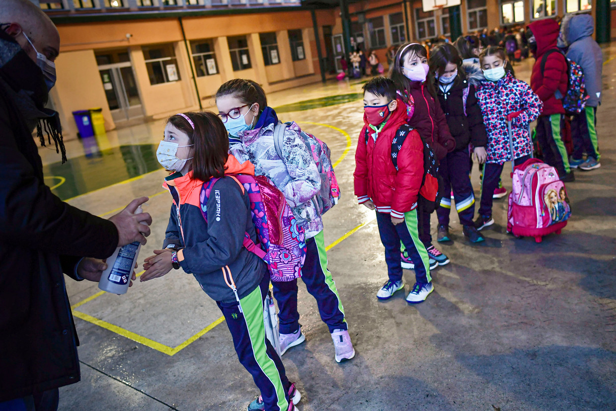 La Spagna ‘corona infetta’, l’Italia ha una rigida politica 2G: è così che gli altri paesi dell’UE affrontano la corona