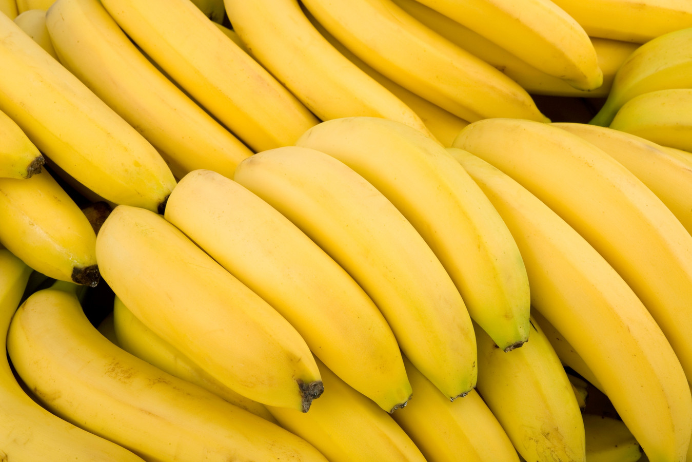 Бананы много