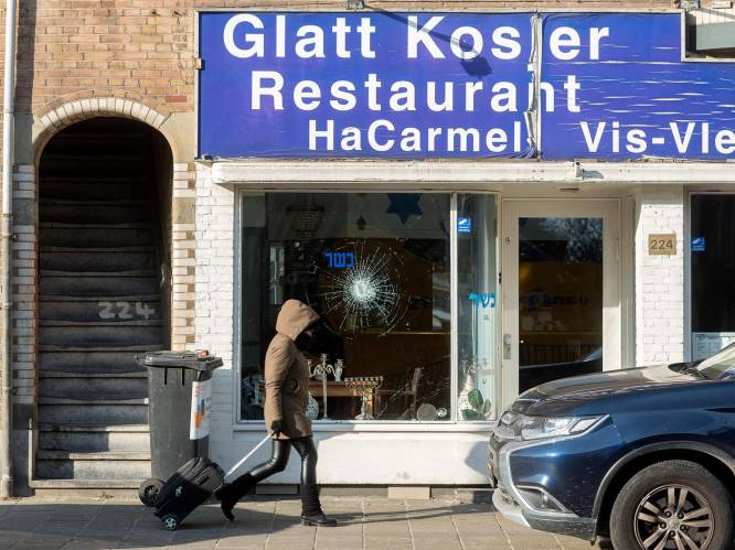 Verdachte van inslaan ruiten Joods restaurant HaCarmel op vrije voeten
