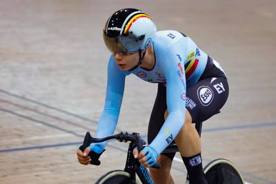 Lotte Kopecky viert 28e verjaardag met twee Belgische titels op de piste