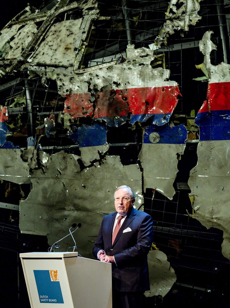 Tjibbe Joustra tijdens de presentatie van het MH17-rapport. Beeld epa