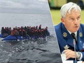 Korpschef nadat 38 transmigranten op rubberboot politiebevelen negeren: “Moeten er écht eerst doden vallen?”