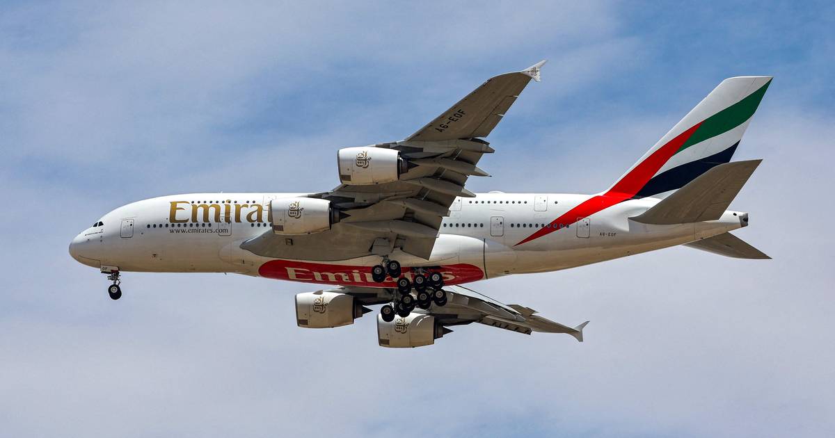 Un A380 contraint de redécoller à quelques mètres du sol: les images  saisissantes, Monde