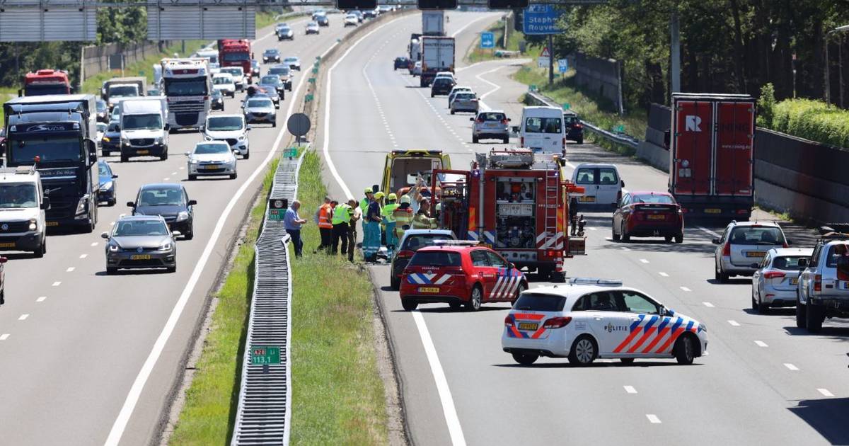 Weg weer vrij na ongeluk op A28 bij Staphorst.
