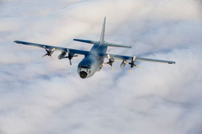 De Hercules C-130, één van de afgebeelde vliegtuigen op de nieuwe postzegels van bpost.