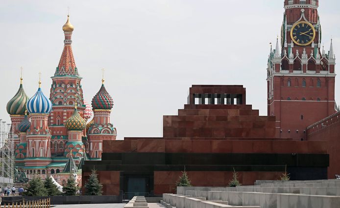 Het Rode Plein in Moskou, met op de voorgrond het Lenin-museum.