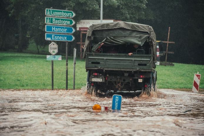L'armée est également occupée en divers endroits.