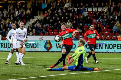 NEC herpakt zich met overtuigende zege op Telstar