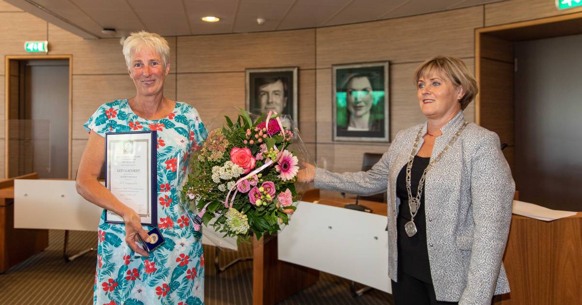 Ineke uit Scherpenisse redde het leven van drenkelinge Ann: ‘Ik zag sterretjes, maar ik móest volhou