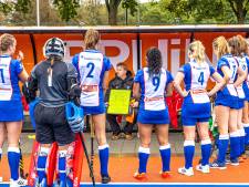 Groeiende vorm levert hockeysters en hockeyers van HC Zwolle nog niets op: ‘Jammer dat je een wereldgoal tegen krijgt’