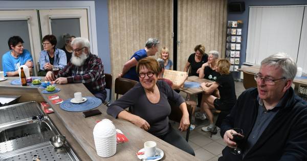 Voortaan naar De Schuur voor de laatste dorpsroddels - BN DeStem