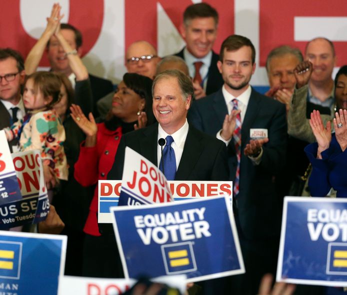 Democraat Doug Jones won de verkiezing op 12 december van Republikein Roy Moore.