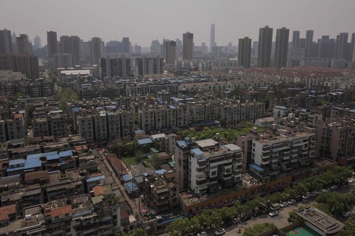 Luchtfoto van de miljoenenstad Wuhan.