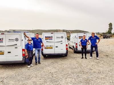 Enerverende start van Afrika-tocht voor Rotaryclub: ‘Met drugshonden doorzochten ze onze busjes’