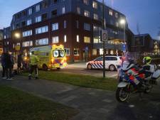 Fietser gewond bij aanrijding in Bunschoten, medewerkers zorgcentrum schieten te hulp